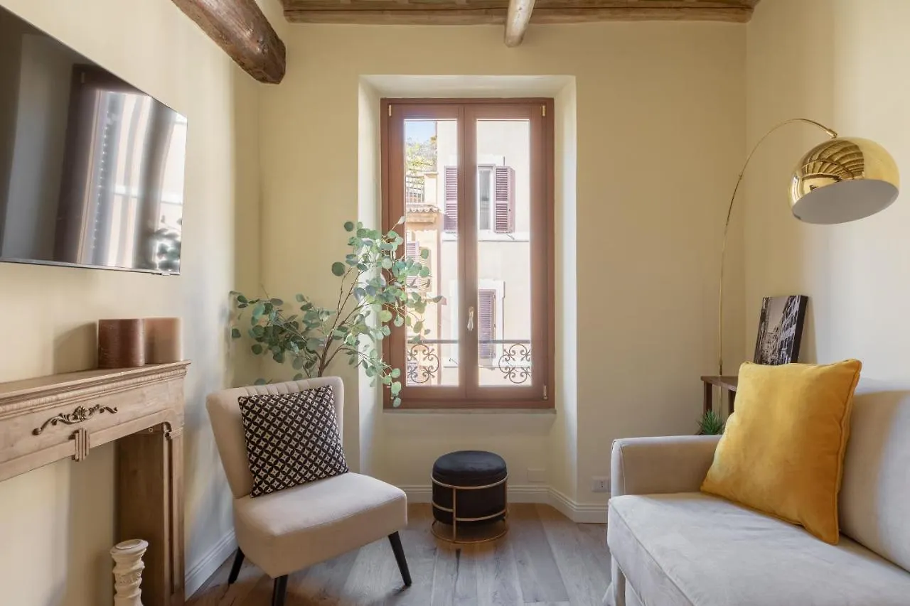 Apartamento Iflat The Heart Of Monti Roma