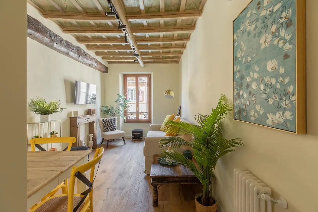 Apartamento Iflat The Heart Of Monti Roma